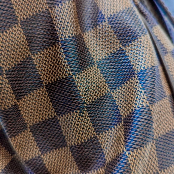 ✨️💎Authentic Louis Vuitton Verona mm Damier Ebene zipp at the top bag - Picture 10 of 16